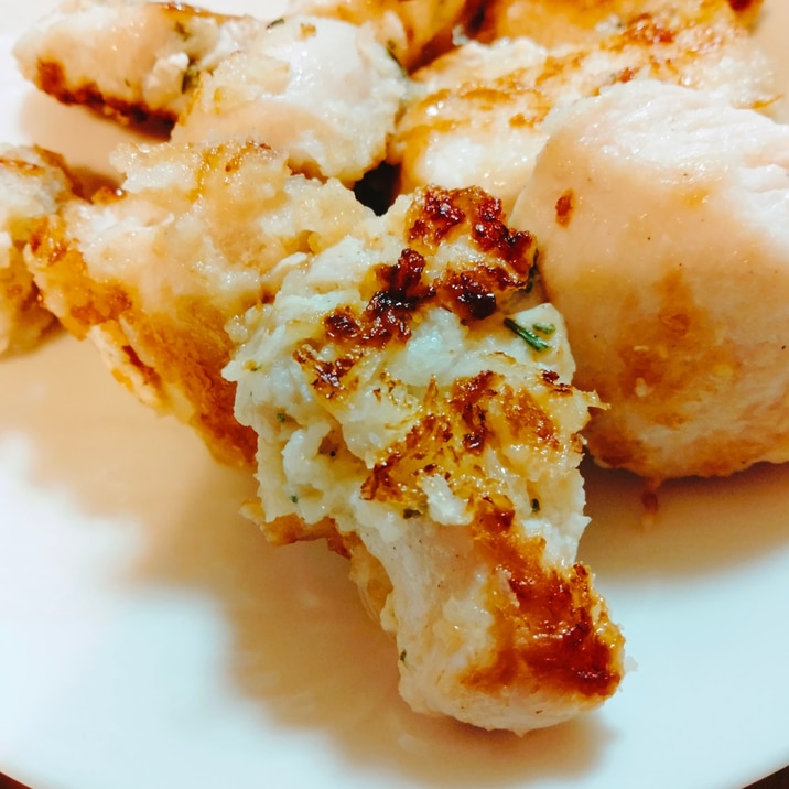 ローズマリー香る☆鶏肉のパン粉焼き
